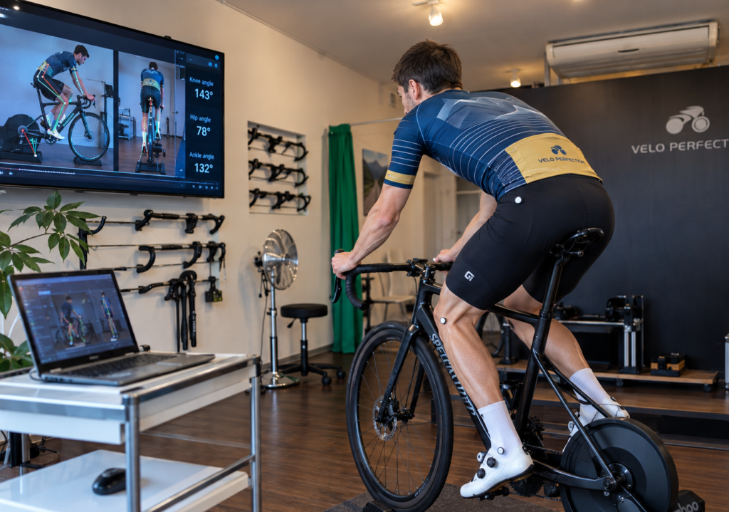 Analyse biomécanique en studio cycliste